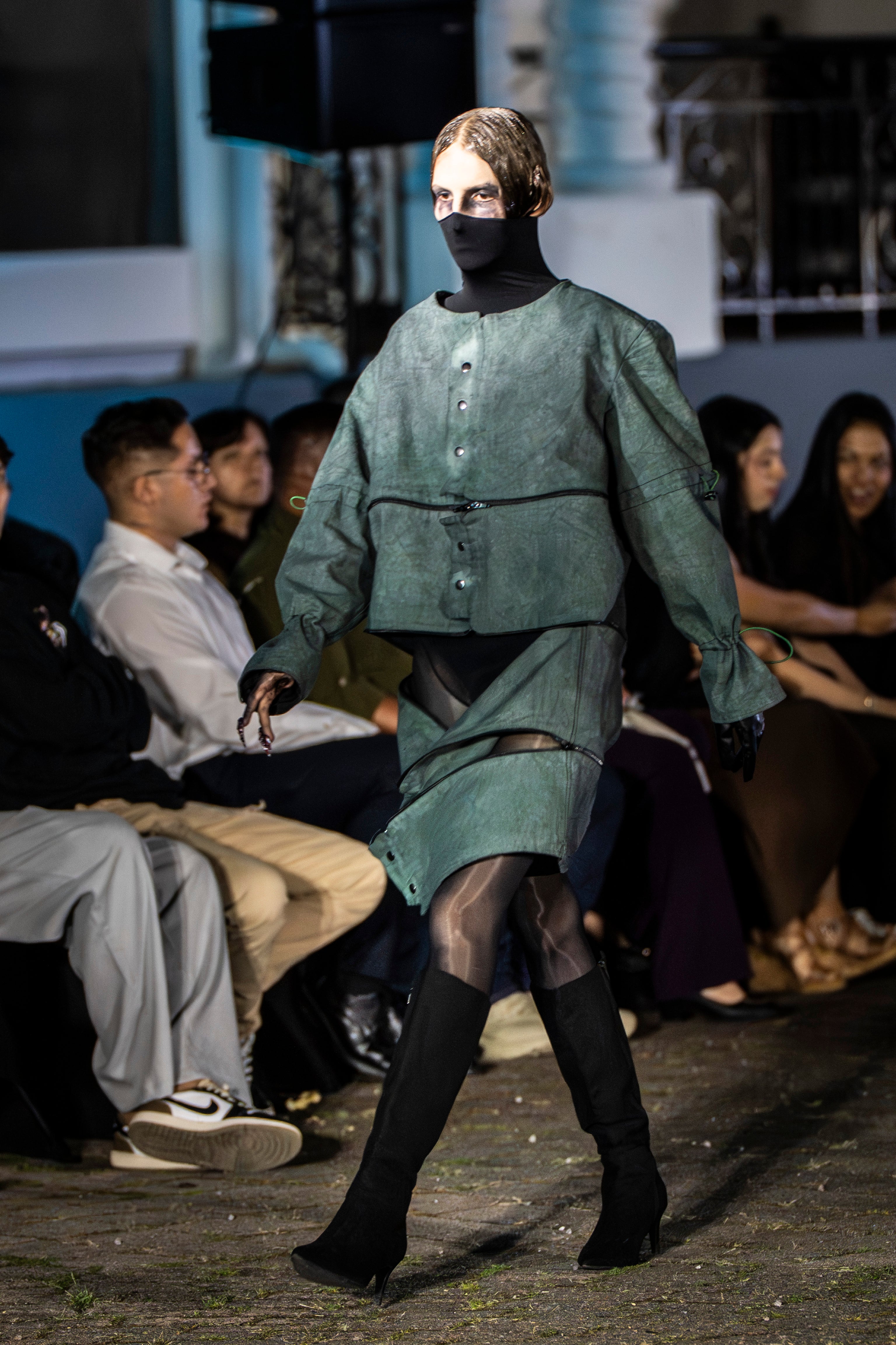 "11:44" MODULAR OLIVE COAT